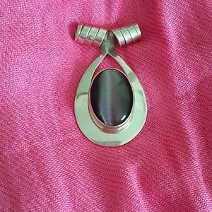 Sterling and amethyst pendant