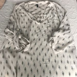 Silky style shirt