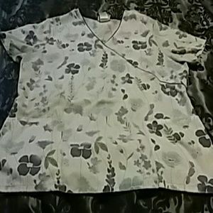 SB Scrubs top