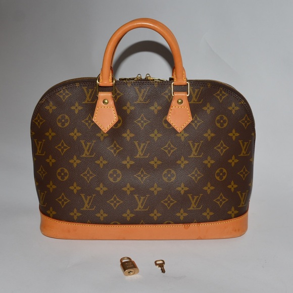 Auth Louis Vuitton Alma PM & lock and key
