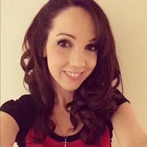 Meet your Posher, Rebecca