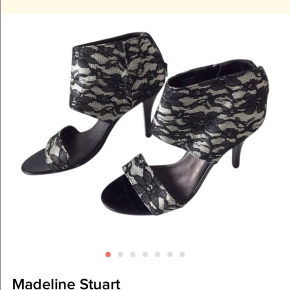 Black  & White lace cuff sandals - Picture 1 of 4