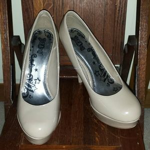 Brash Platform Pumps