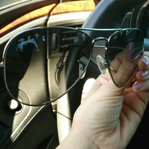 Traded with Rose 🌹Polarized Ray Bans