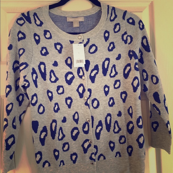 NWT Banana Republic sweater. Size Small