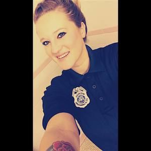 Meet your Posher, Courtney