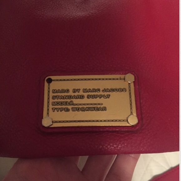 🎉🎉New Price🎉🎉Marc Jacobs Cross Body Bag - Picture 3 of 4