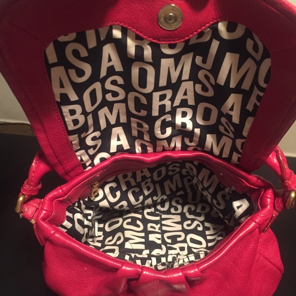 🎉🎉New Price🎉🎉Marc Jacobs Cross Body Bag - Picture 2 of 4