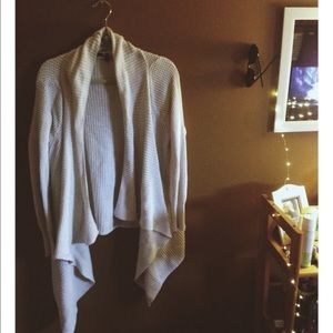 Flowy thick white knit sweater