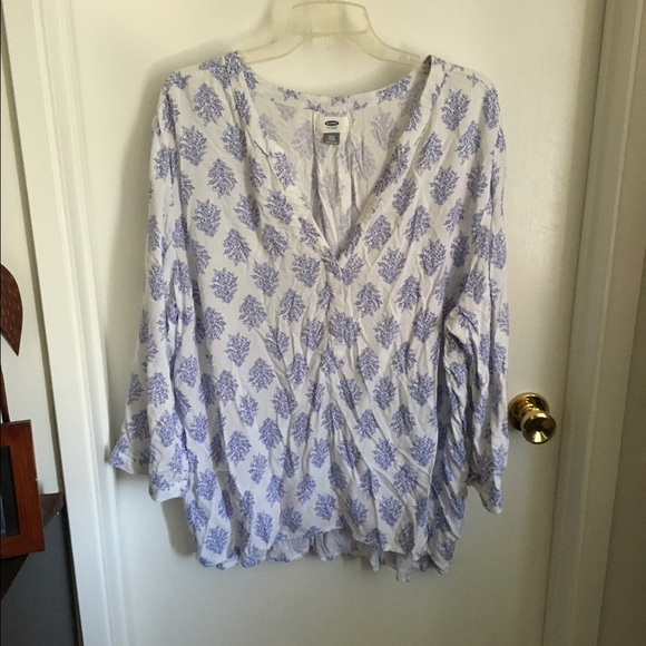 Old Navy patterned top