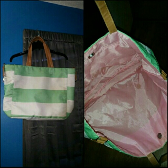 Large tote