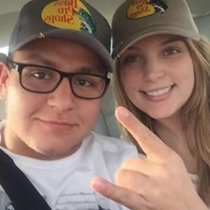 Meet your Posher, Dana