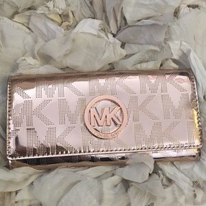 Michael Kors Rose Gold Metallic Wallet
