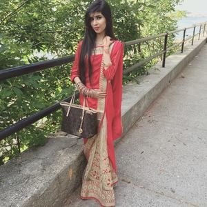Meet your Posher, Sadia