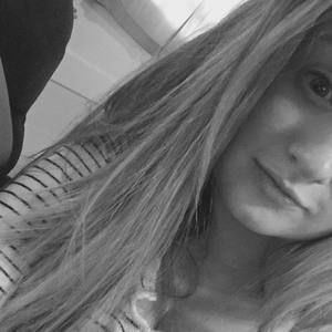 Meet your Posher, Holley