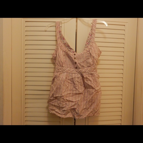 🌷 Sale! Striped baby doll tank ties in back