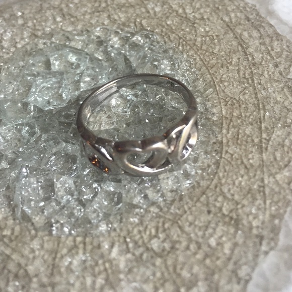 Lovely heart ring!