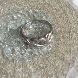 Lovely heart ring!