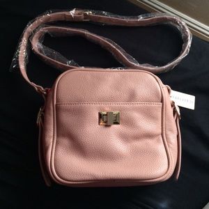 Forever 21 blush pink crossbody purse💓