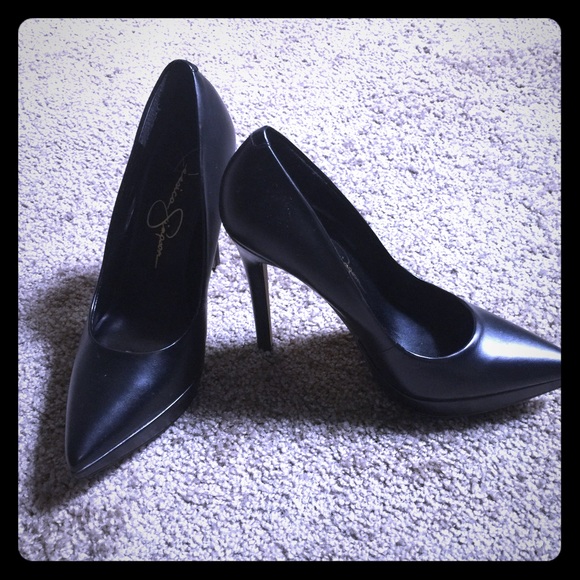 🎉Jessica Simpson pointed toe pump🎉