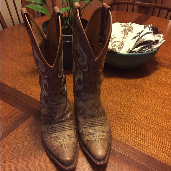 Justin brand boots! Women's 8.5