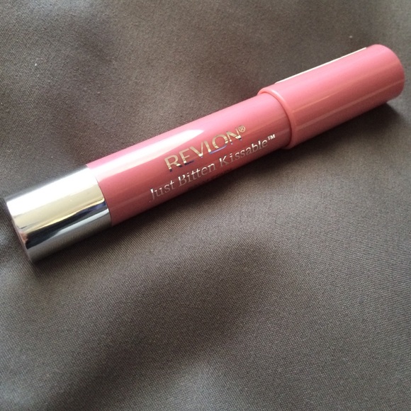 Revlon Just bitten Kissable Balm Stain