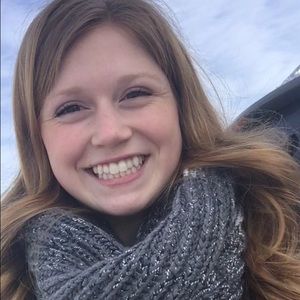 Meet your Posher, Kylee