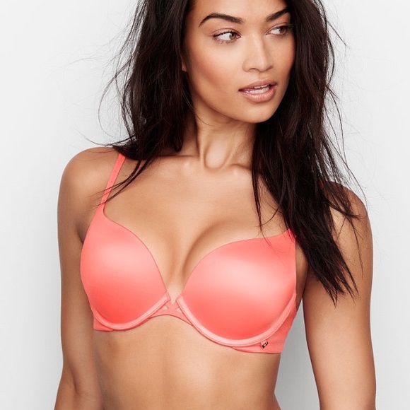 Victoria's Secret Fabulous Push-up bra