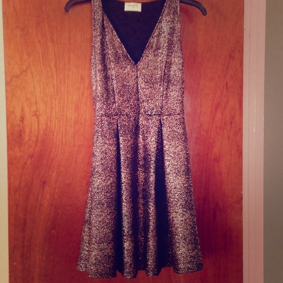 Everly Dresses & Skirts - Beautiful dress from Nordstrom. Super soft! New.