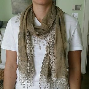 Nwot Eddie Bauer scarf