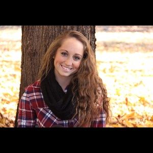 Meet your Posher, Stephanie