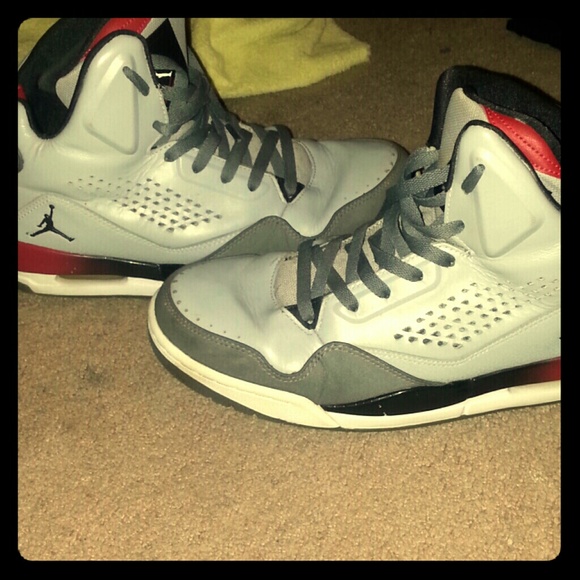 Size 9.5 jordans