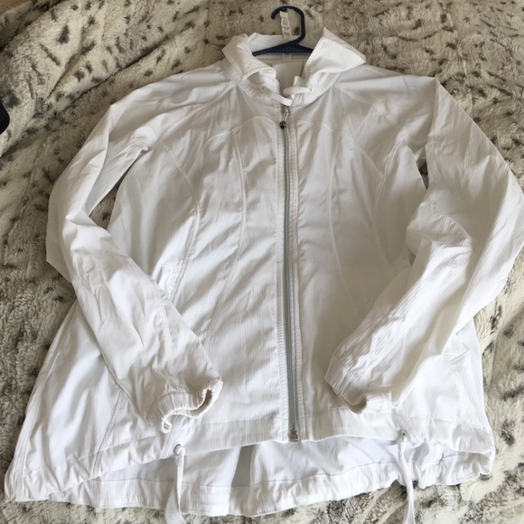 lululemon athletica Jackets & Blazers - Lululemon white windbreaker