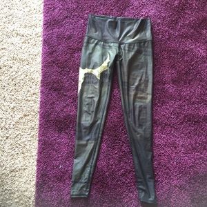 Teeki deer head work out pants SMALL