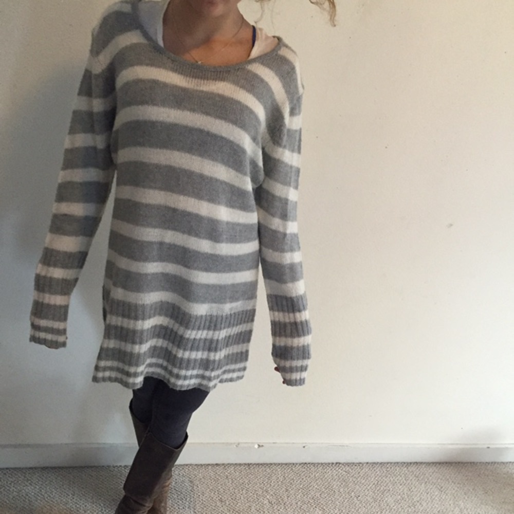 Cute Sweater❄️ - Picture 6 of 8