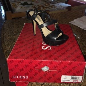 Size 6.5 black/gold guess heels