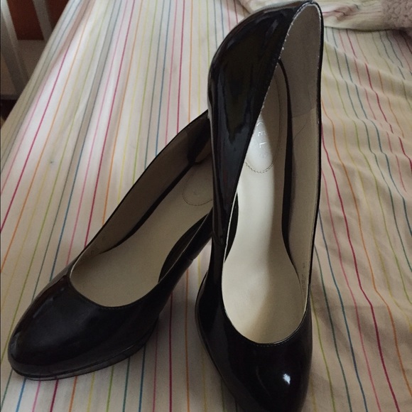 Nickel black heels