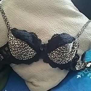 Victoria's secret Leopard bra 36B