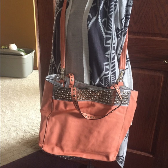 Coral Crossbody Oversize Bag - Picture 1 of 4