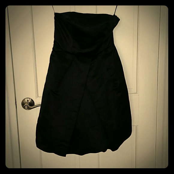 Black express bubble dress