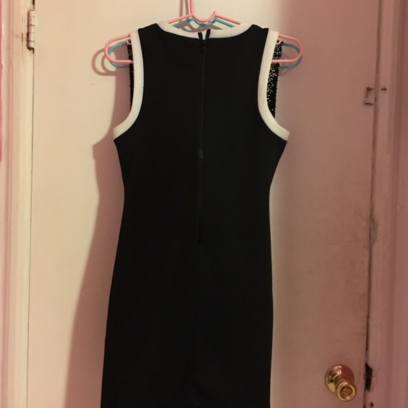 Black & white bodycon dress - Picture 2 of 2