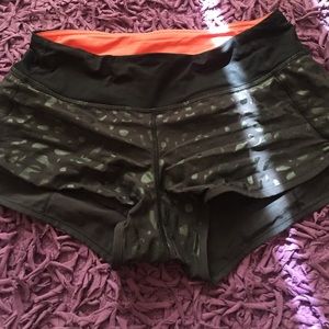 lulu shorts size 4