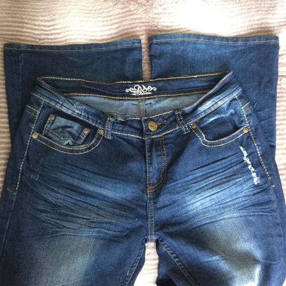 Flare Blue Jeans - Picture 4 of 4