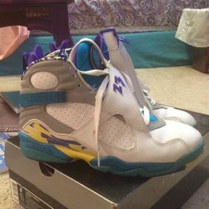 Air Jordan Retro 8s