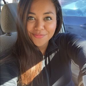 Meet your Posher, Cindy