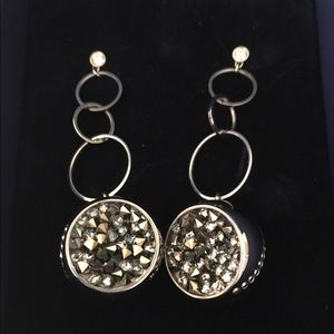 Swarovski Round Sphere Pierced Earring