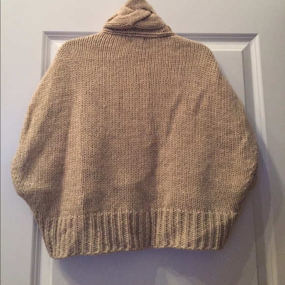 Beautiful Thick Crop Sweater Shrug cardigan - Picture 5 of 8