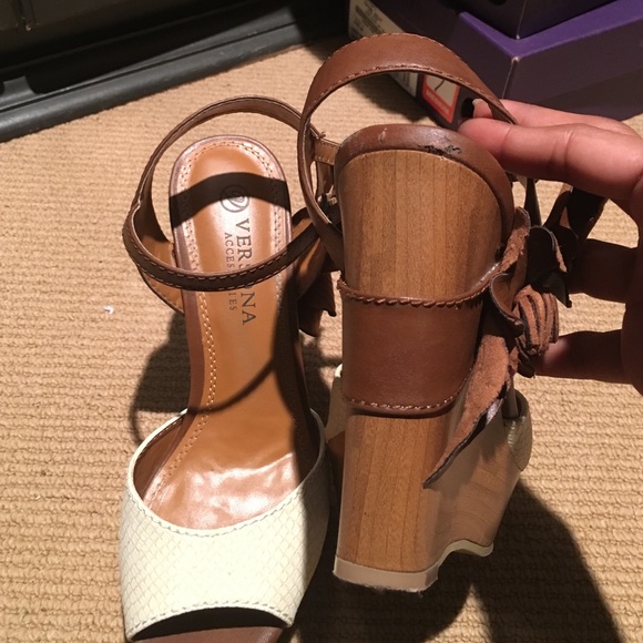 Shell Wedge sandal - Picture 4 of 4