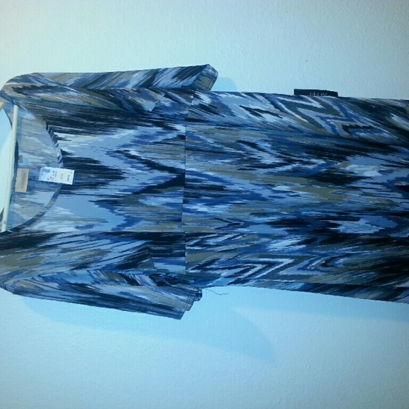 Avenue 28/30W flowy faux wrap dress