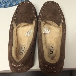 UGG slippers barely worn